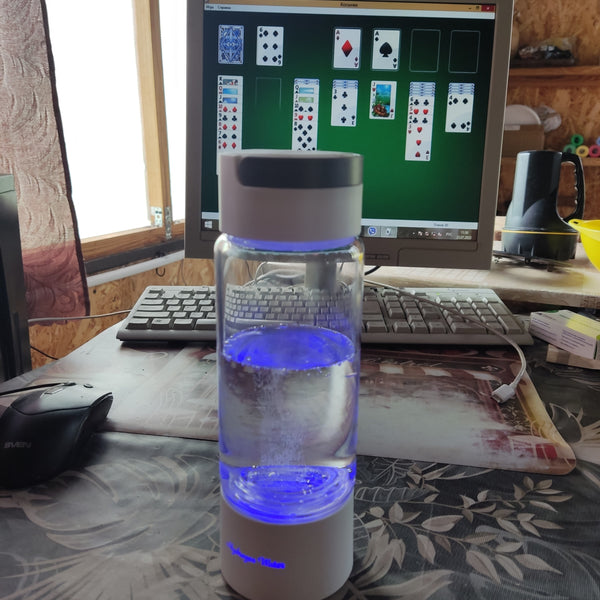 QuenchFusion™ Hydrogen Water Bottle